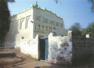 Pir Mashaikh Tunio Graveyard