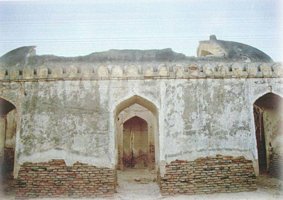 Myun Wahyun Necropolis